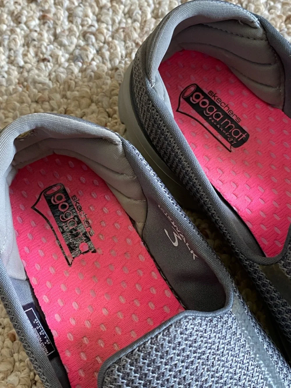 Skechers Go Walk 3 Slip-On Walking Sneakers in Gray with Pink Insole 8.5 - Picture 13 of 14